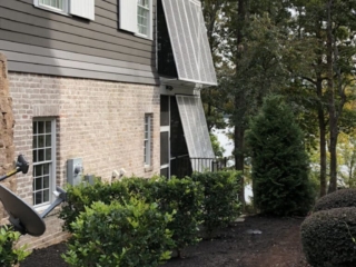 Teared Bahama Shutters in Fiberglass Teared Bahama Shutters in Fiberglass
