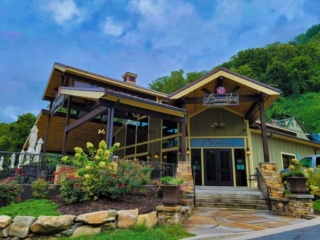 Burntshirt Bistro Tasting Room