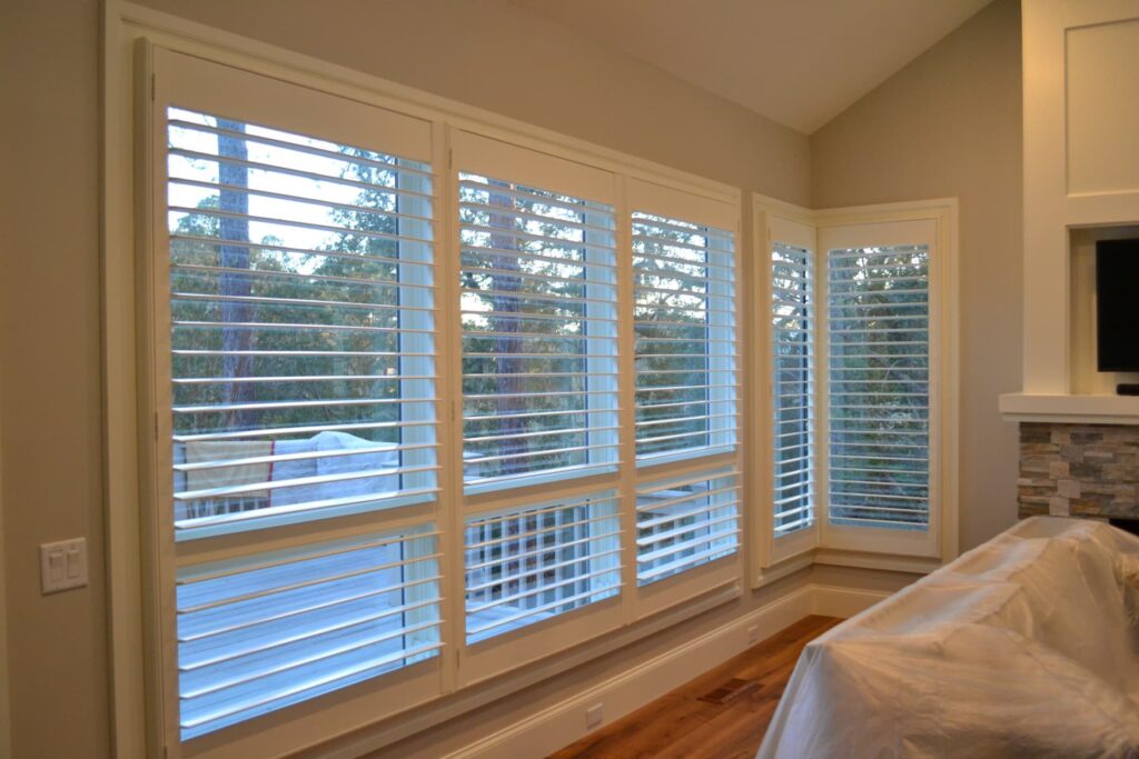 Wide Panel Clear View 3 1/2" Shutters
