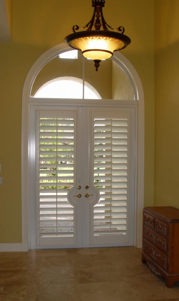Door Handle Cut Out for Plantation Shutters
